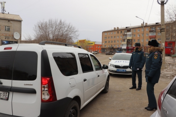 В Селенгинском районе  сотрудники МЧС совместно с госавтоинспекторами провели профилактический рейд 