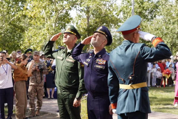 Делегация Бурятии почтила память советских и монгольских воинов Халхин-Гола 