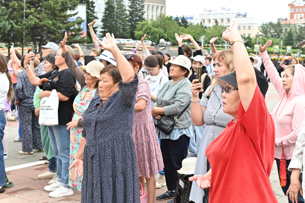 Мастера монастыря Шаолинь выступили на фестивале восточных единоборств