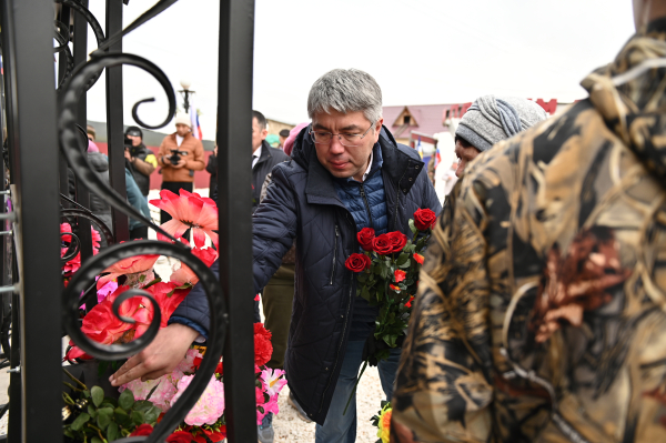 В селе Хасурта установили памятник погибшим участникам СВО  