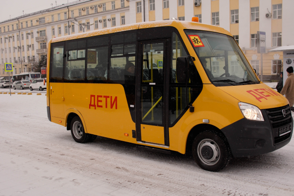 Школы Бурятии получили новые автобусы 